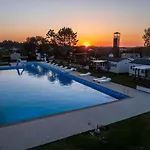 Casa Nature's Avlis 4xz Кемпинг